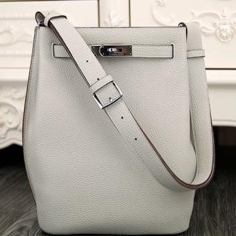 Hermes So Kelly 22cm Bag In White Leather